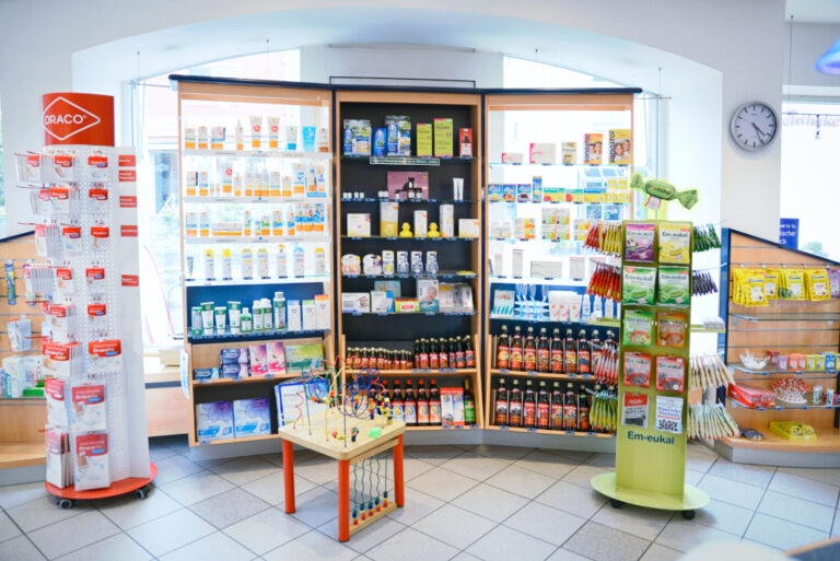 Markt Apotheke Neunkirchen Innen 1